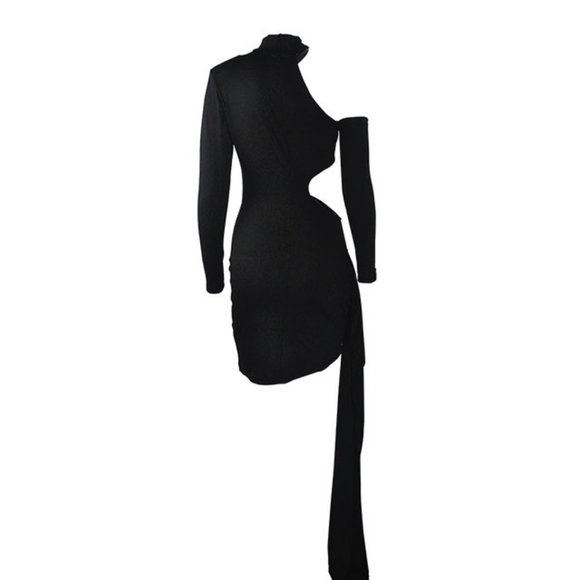 Open Shoulder One Sleeve Cut Out Bodycon Little Black Dress - Picture 4 of 4